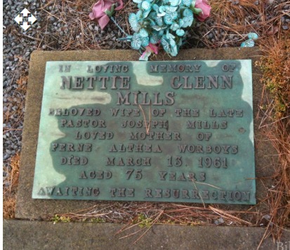 Photograph of Nettie's gravestone in Ruru Lawn Cemetery, Christchurch